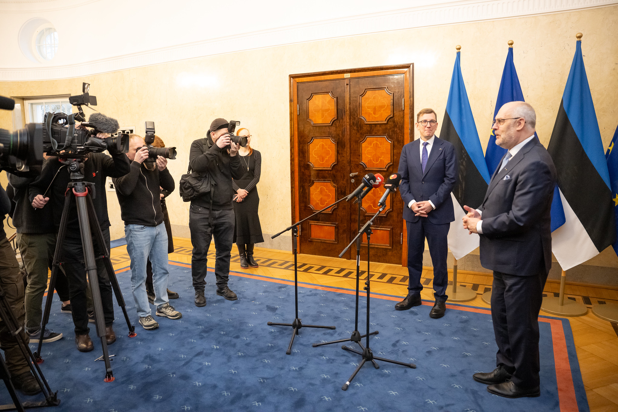 President Alar Karis vabastas ametist neli ministrit